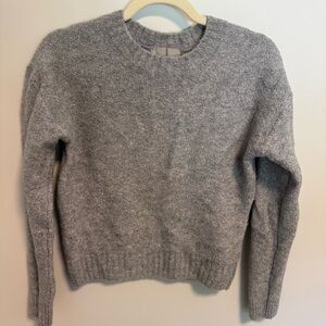 Everlane Heather Gray Women's Crew Neck Sweater
